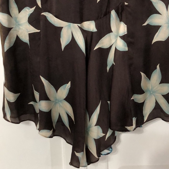 Anne Klein Dark Brown Silk Flowy Skirt w/Lillies - Picture 10 of 15